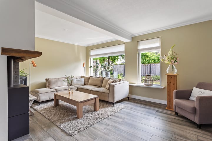 Foto 6 van ten Oeverstee 13