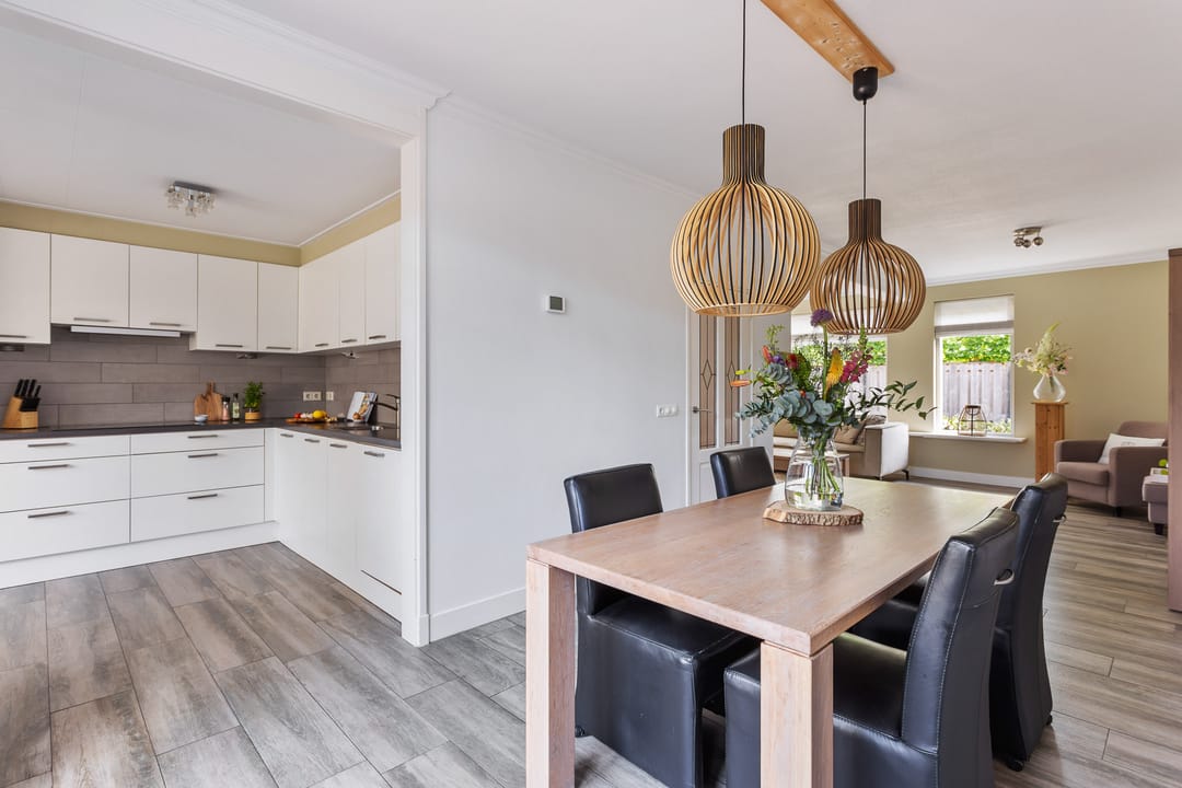 Foto 8 van ten Oeverstee 13