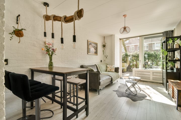 Photo 6 of Dr C A Gerkestraat 67-A