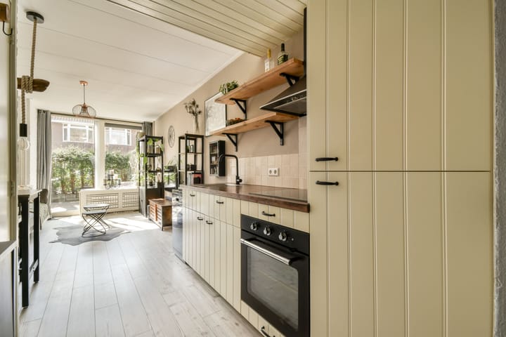 Photo 15 of Dr C A Gerkestraat 67-A