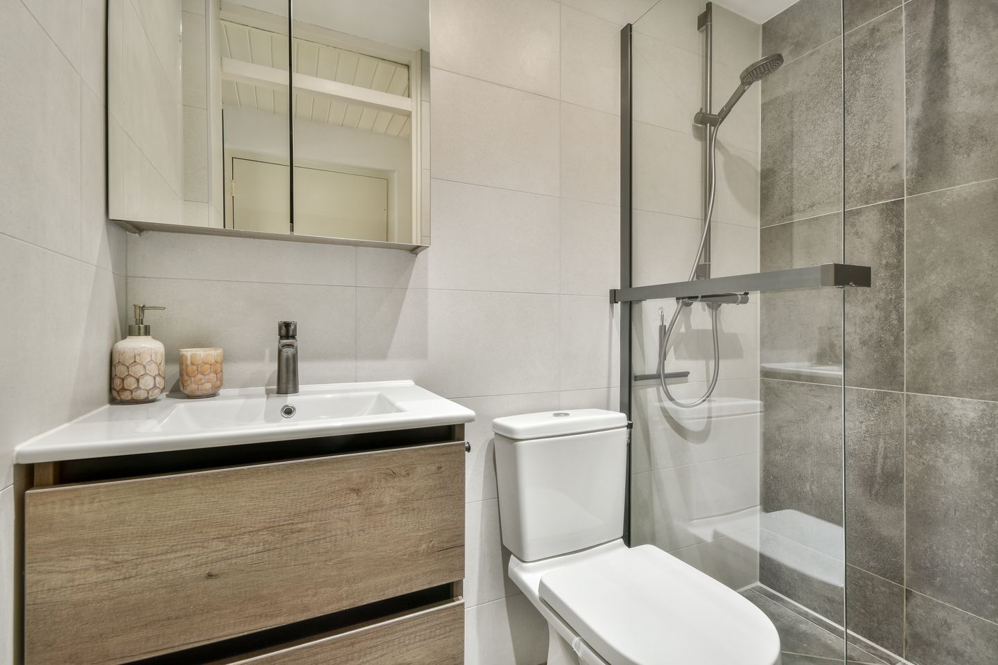 Foto 19 van Dr C A Gerkestraat 67-A