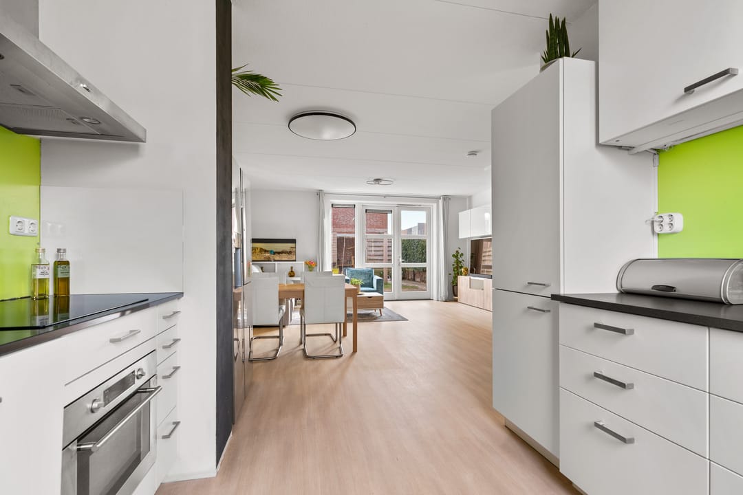 Foto 16 van Genesisstraat 2