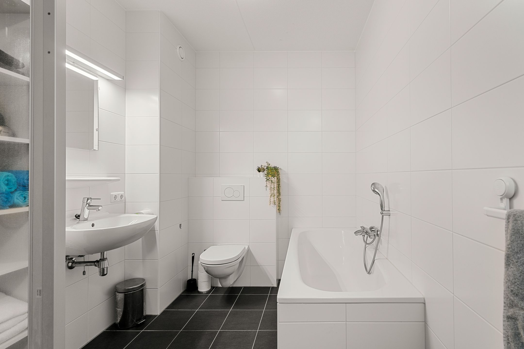 Foto 24 van Genesisstraat 2