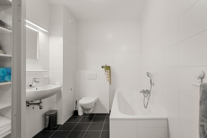 Foto 24 van Genesisstraat 2