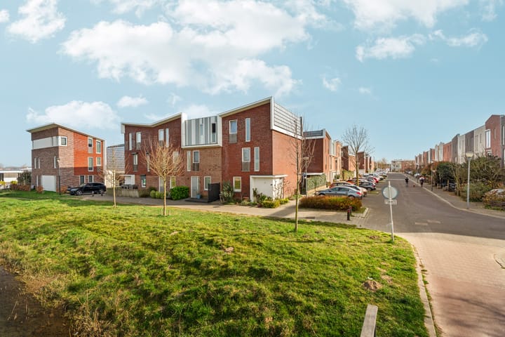 Foto 36 van Genesisstraat 2