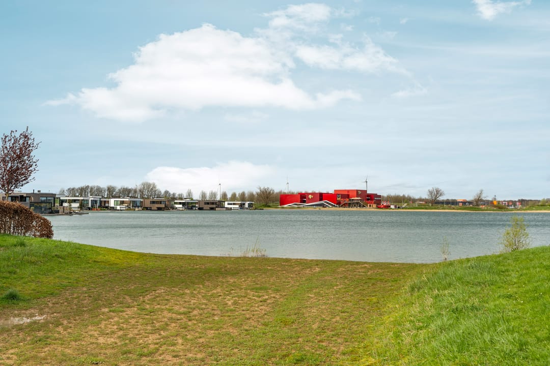 Foto 37 van Genesisstraat 2