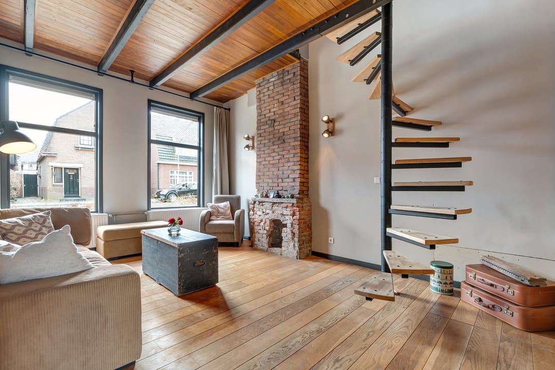 Foto 11 van van Echtenstraat 93