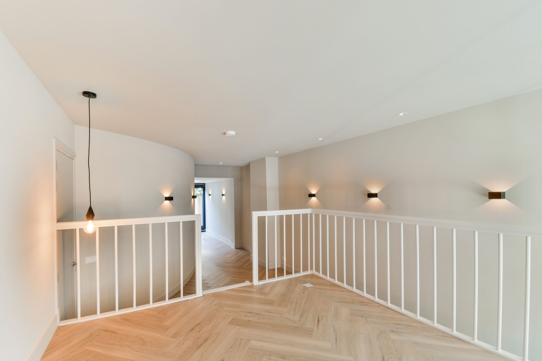 Foto 9 van Veerstraat 46-H