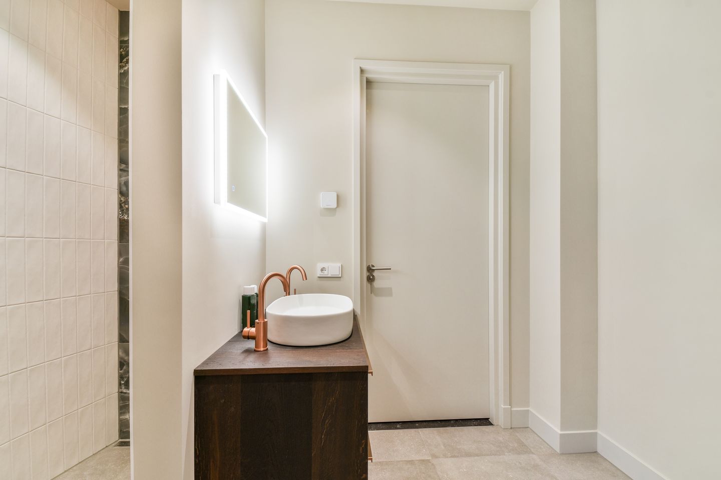 Foto 19 van Veerstraat 46-H