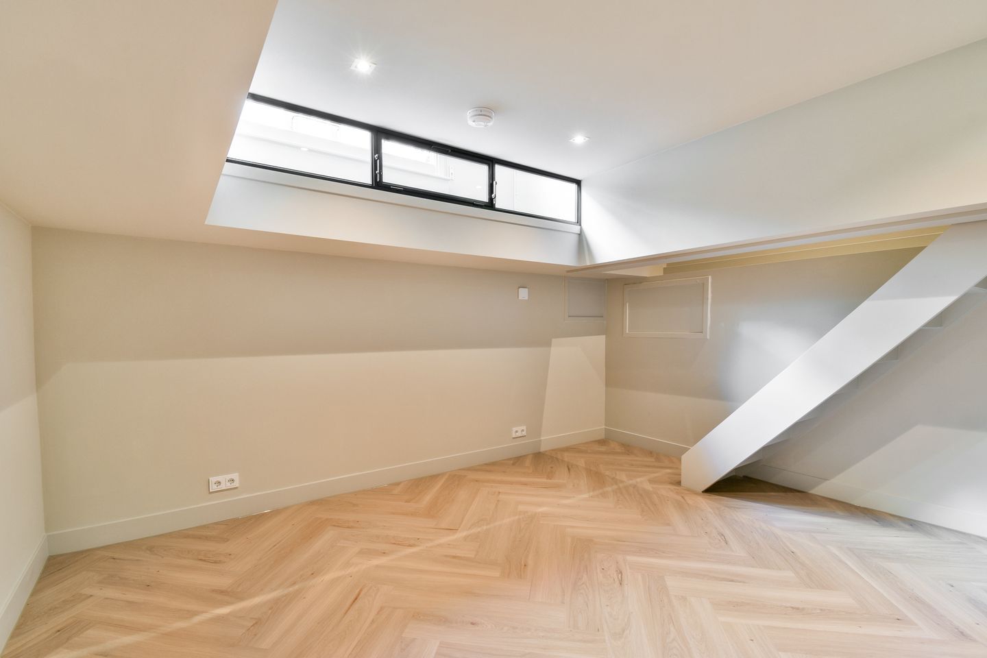 Foto 25 van Veerstraat 46-H