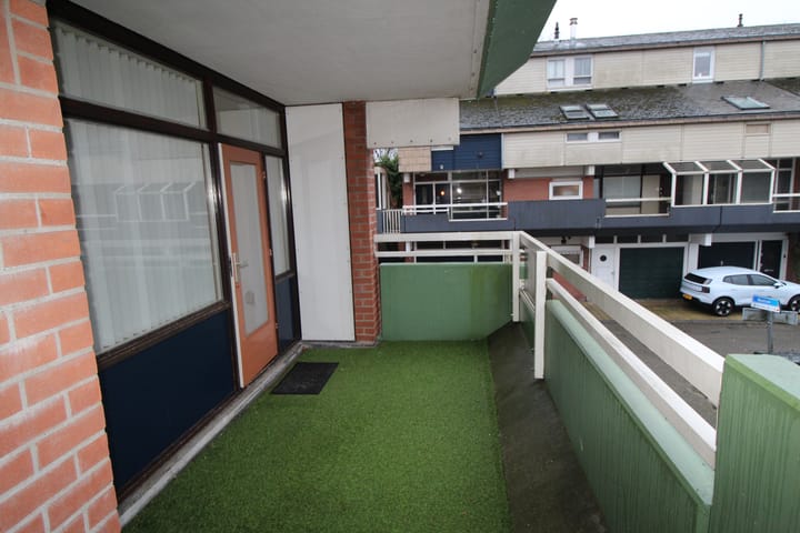 Photo 24 of Bastion 101