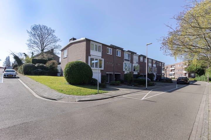 Foto 40 van Julianusstraat 48