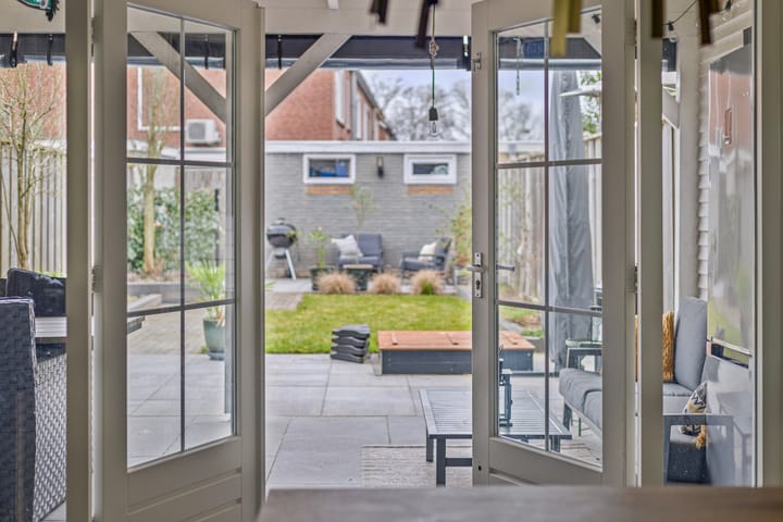 Foto 12 van Frerikshuislaan 12