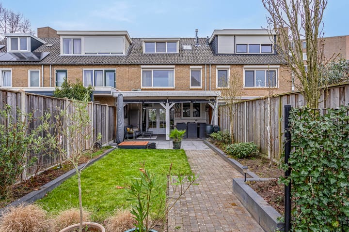 Foto 27 van Frerikshuislaan 12