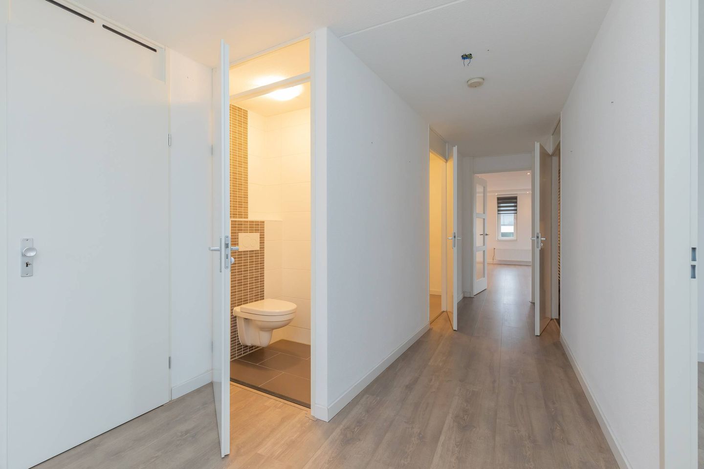 Foto 10 van Marsmanplein 152