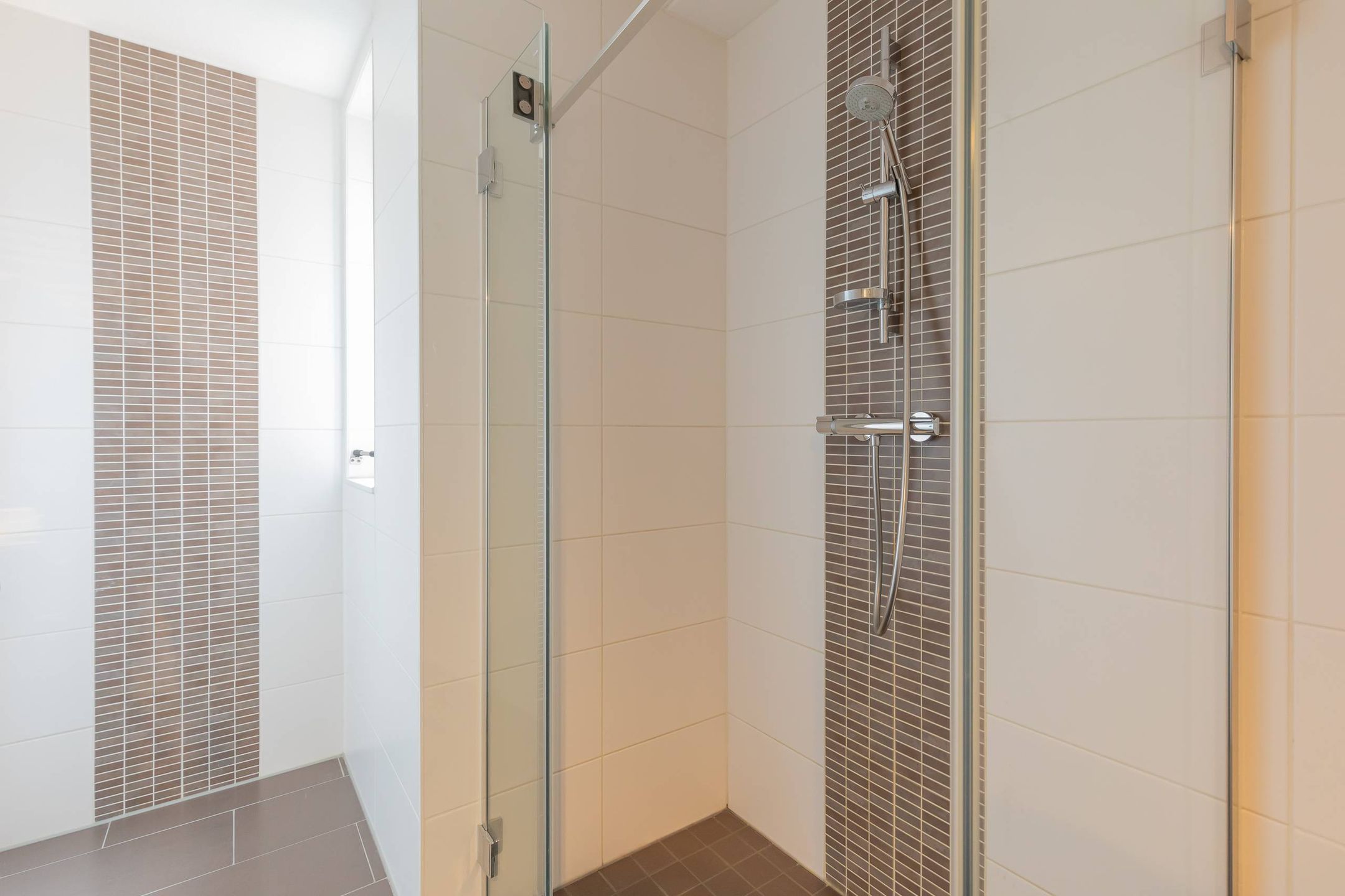 Foto 15 van Marsmanplein 152