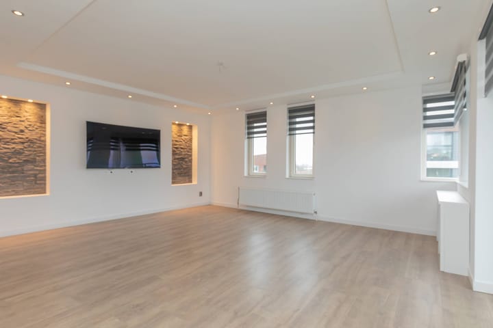 Foto 2 van Marsmanplein 152