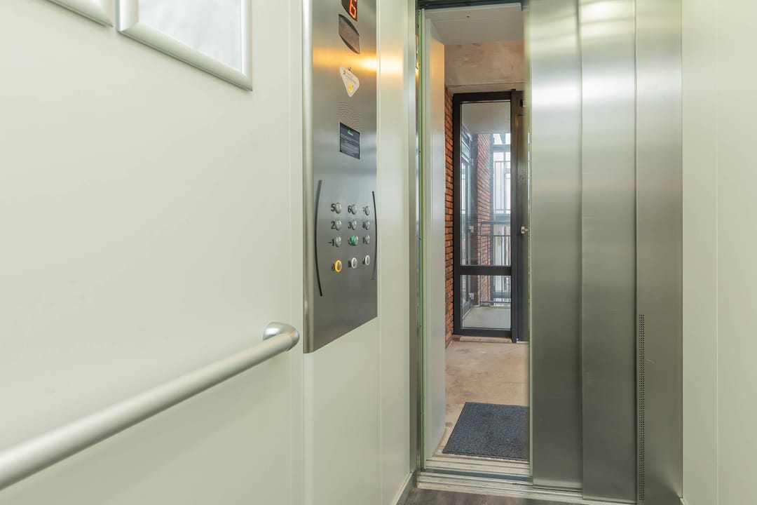 Foto 22 van Marsmanplein 152