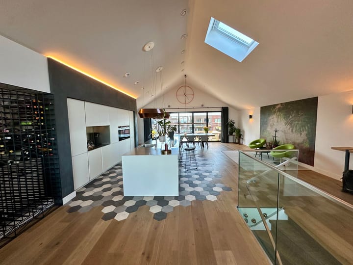 Photo 3 of Bilderdijkkade 50-D10