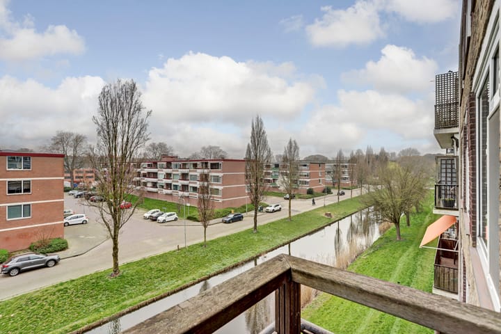 Foto 16 van Dahliastraat 128