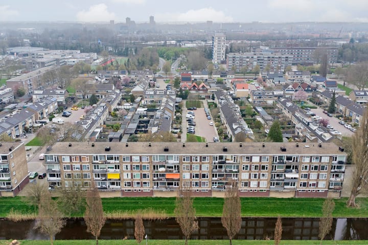 Foto 31 van Dahliastraat 128