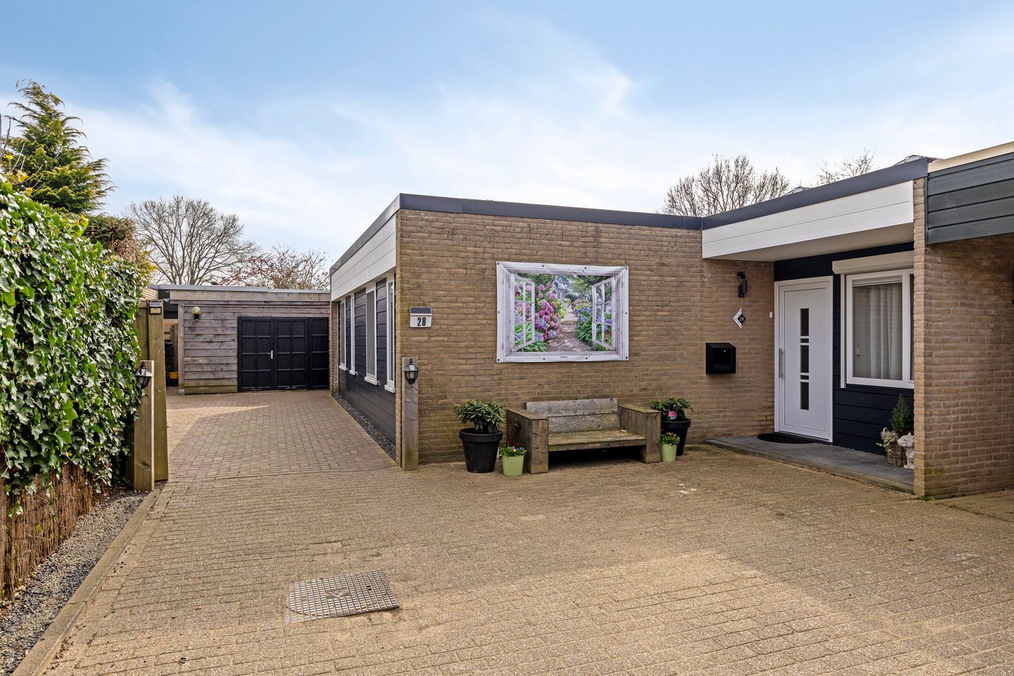 Photo 1 of Lienackers 28