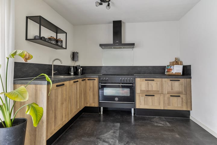 Foto 7 van Lienackers 28