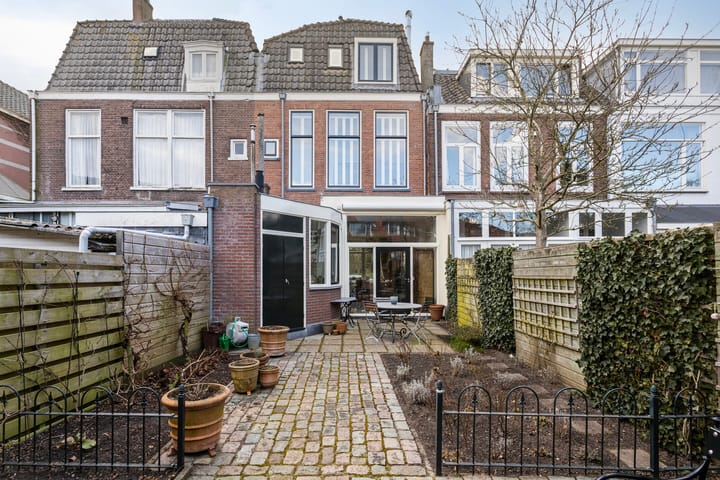 Foto 26 van Zoeterwoudsesingel 84