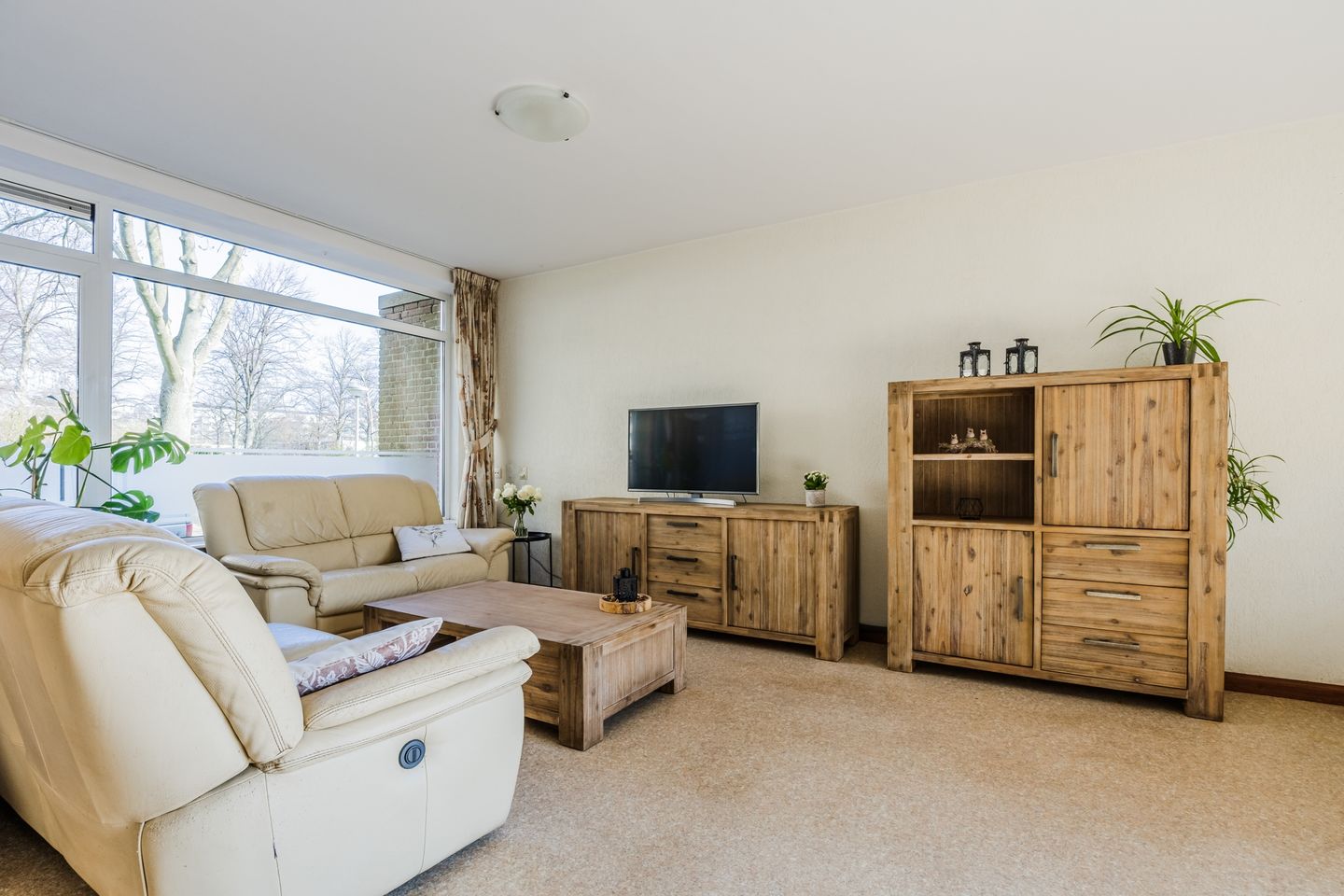 Foto 10 van Nicolaas Beetslaan 4