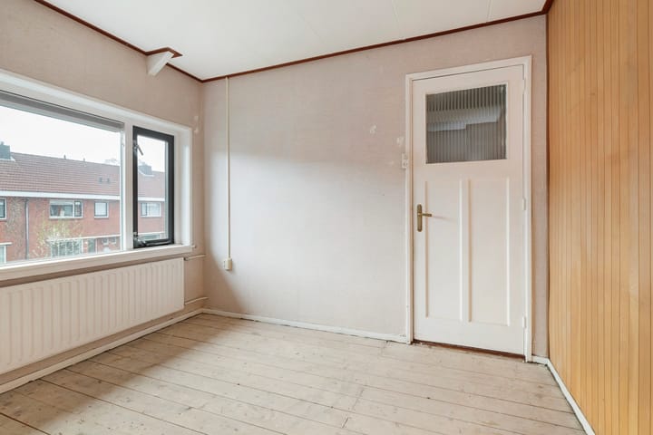 Foto 16 van Van der Veldelaan 17