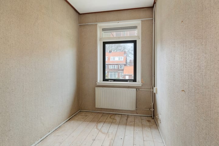 Foto 17 van Van der Veldelaan 17