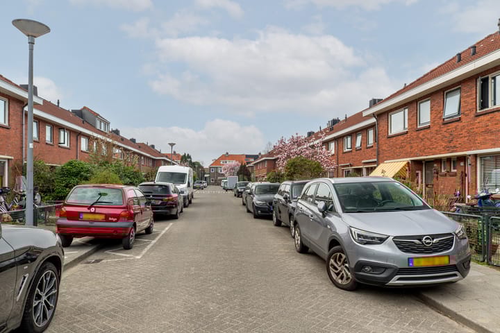 Foto 40 van Van der Veldelaan 17