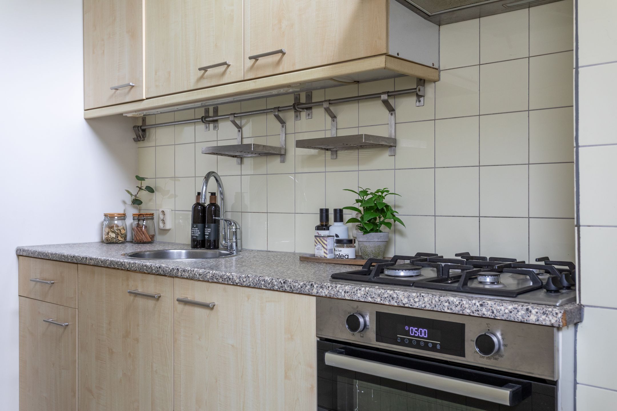 Foto 3 van Helmersstraat 81