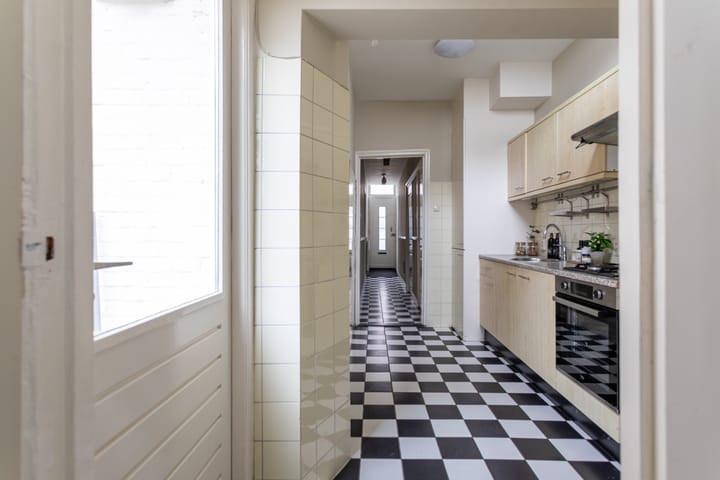 Foto 11 van Helmersstraat 81