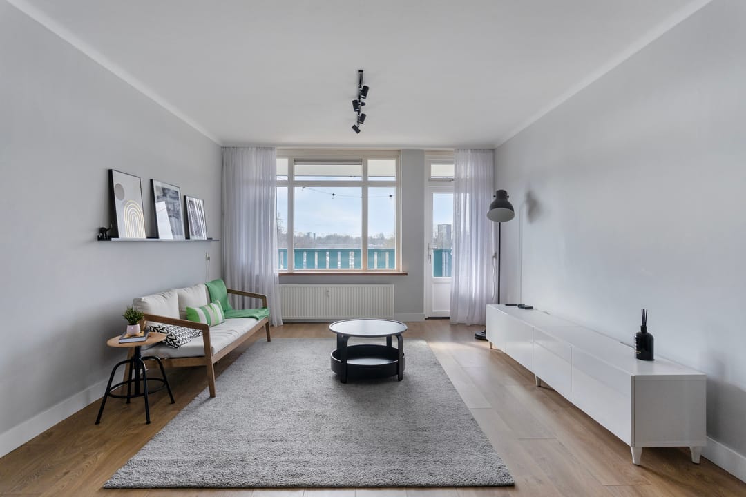 Photo 1 of Lauwerszeeweg 23