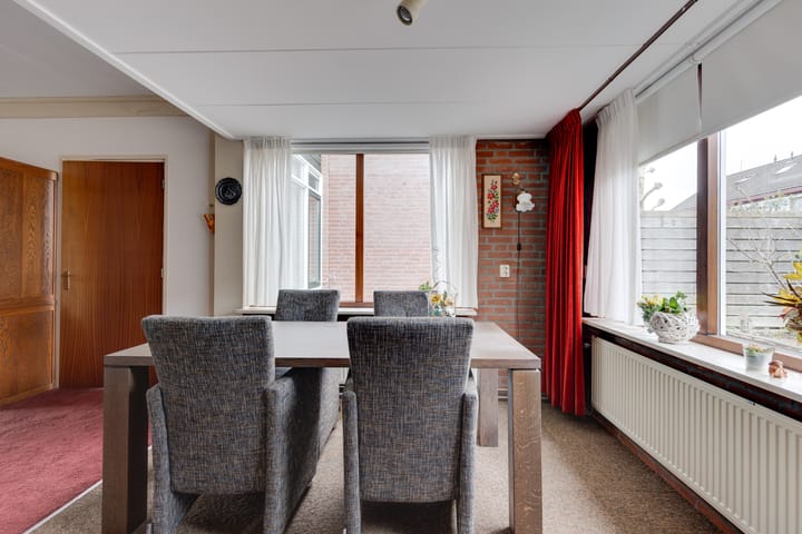 Photo 12 of Pasbree 49