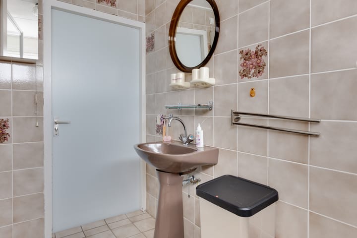 Photo 27 of Pasbree 49