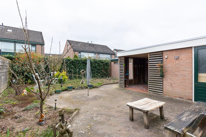 Photo 43 of Pasbree 49