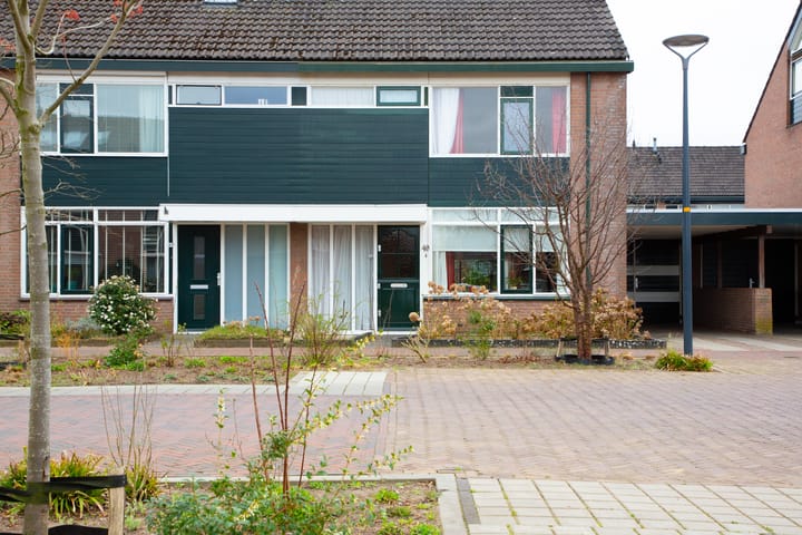 Photo 45 of Pasbree 49