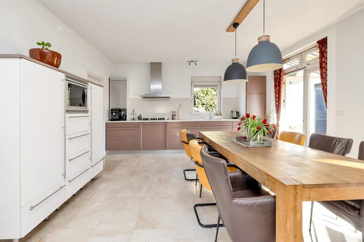 Foto 18 van Toon Hermanslaan 32