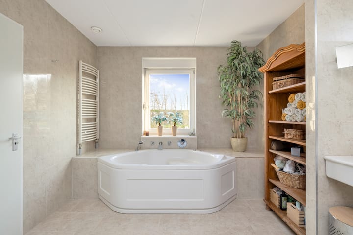 Foto 29 van Toon Hermanslaan 32