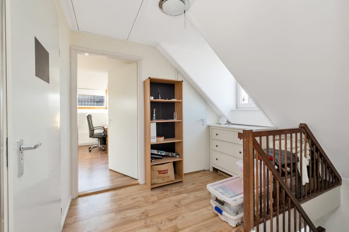 Foto 40 van Toon Hermanslaan 32