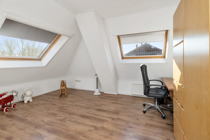 Foto 44 van Toon Hermanslaan 32