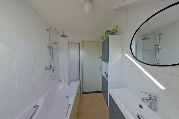 Foto 46 van Toon Hermanslaan 32