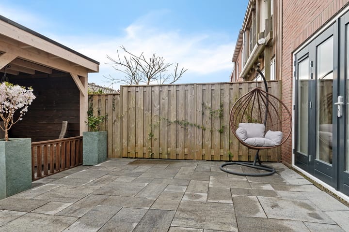 Photo 26 of Willem van der Voetstraat 30