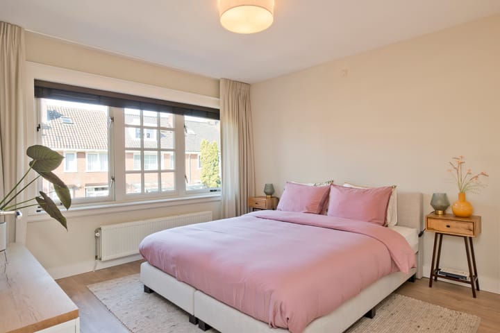 Foto 27 van Megenstraat 12