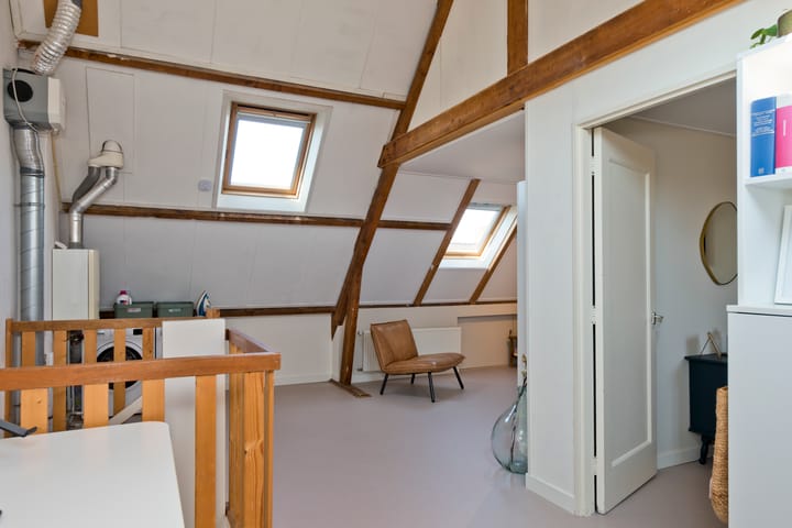 Foto 34 van Megenstraat 12