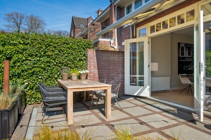 Foto 43 van Megenstraat 12