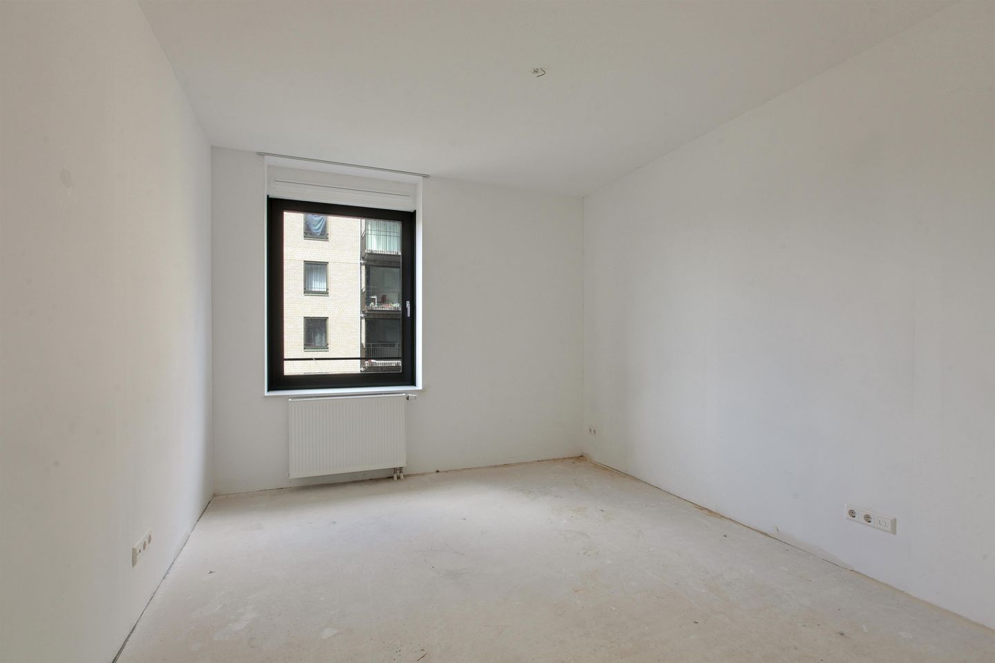 Photo 5 of Bert Haanstrakade 858