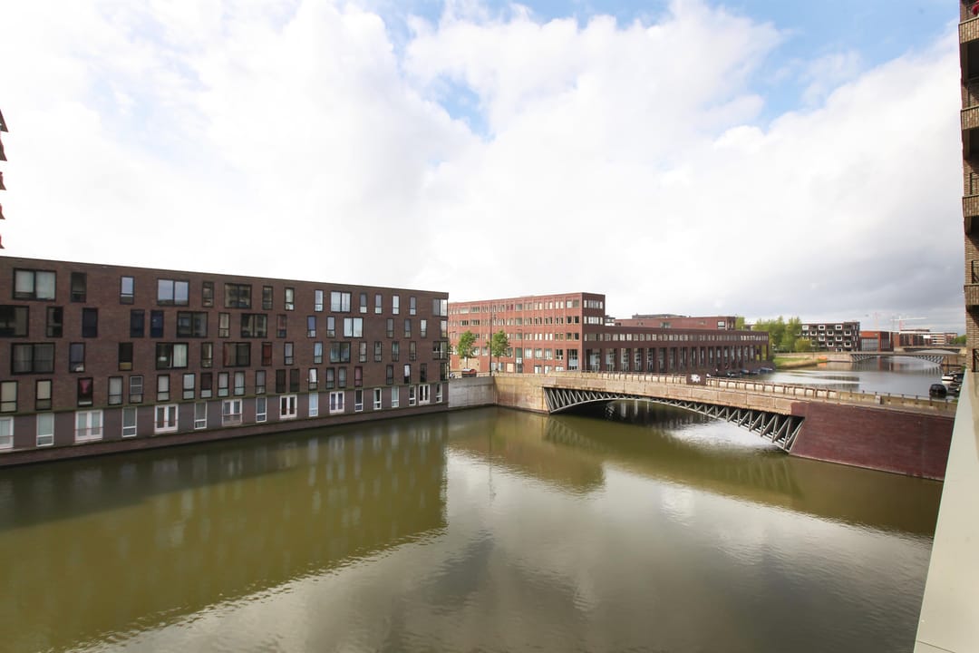 Photo 8 of Bert Haanstrakade 858